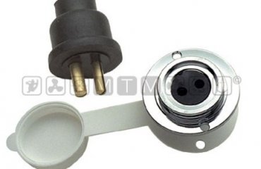 PRIKLJUČEK IN VTIKAČ GM